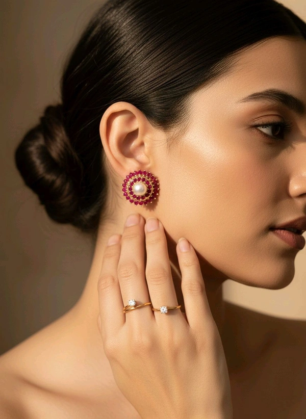 Pearl Earrings - PE152 - White, Silver, 5 MM