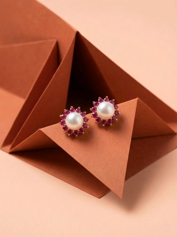 Pearl Earrings - PE170 - Gold, White, 4 MM