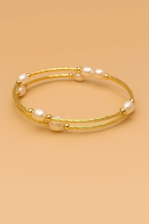 Pearl Bracelet - PB301 - Gold, White, Adjustable