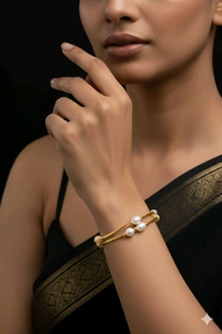 Pearl Bracelet - PB301 - Gold, White, Adjustable