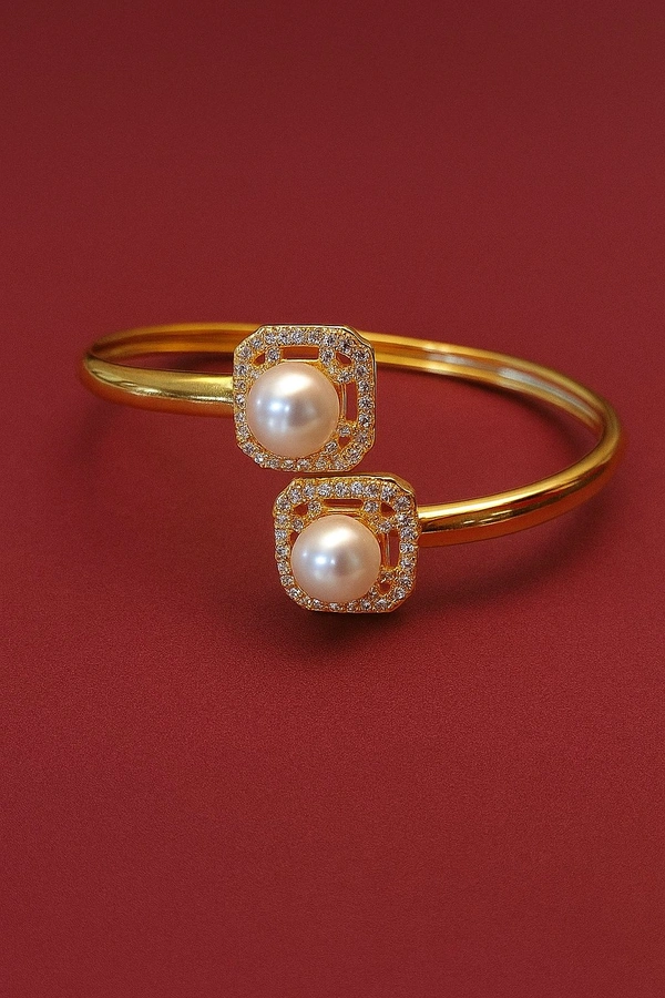 Pearl Bracelet - PB151 - Adjustable, White, Gold