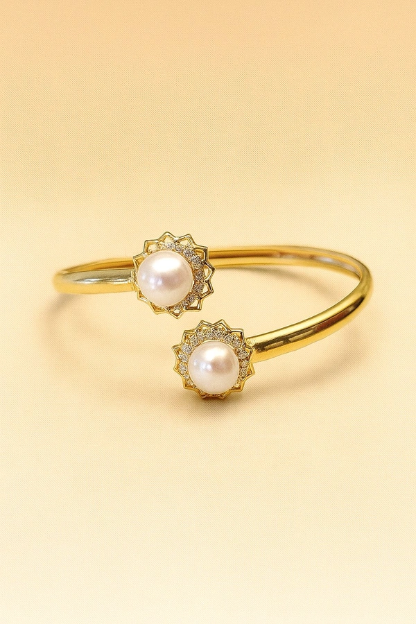 Pearl Bracelet - PB152 - Gold, Adjustable, White