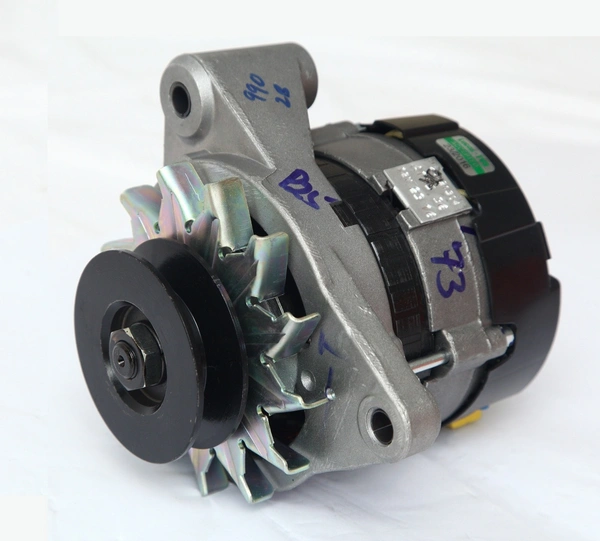 Lucas TVS 26021304 - Alternator