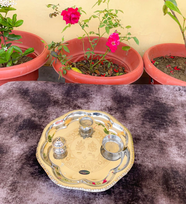 VIKRAM METAL  Steel Flower Design Pooja | Arti Thali - 9 inch, silver
