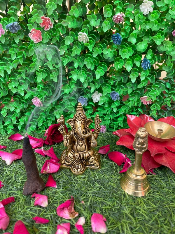 VIKRAM METAL Brass Ganesh  Murti  - 3.2 INCH, GOLDEN