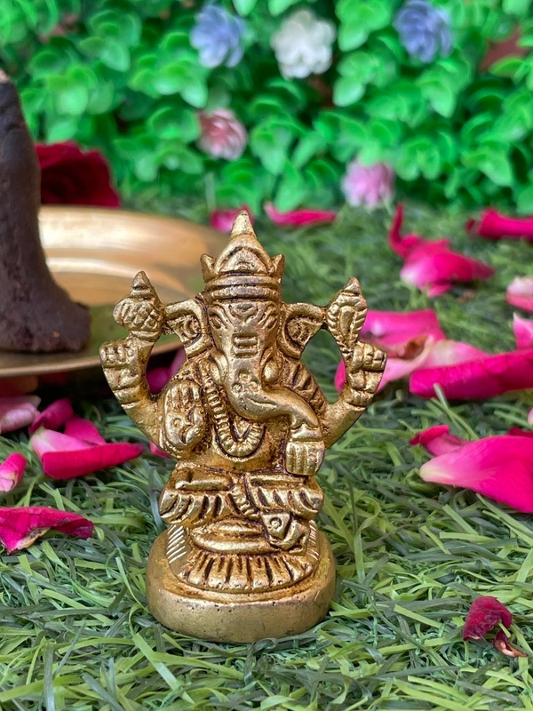 VIKRAM METAL Brass Ganesh Murti  - 2.1 inch, GOLDEN