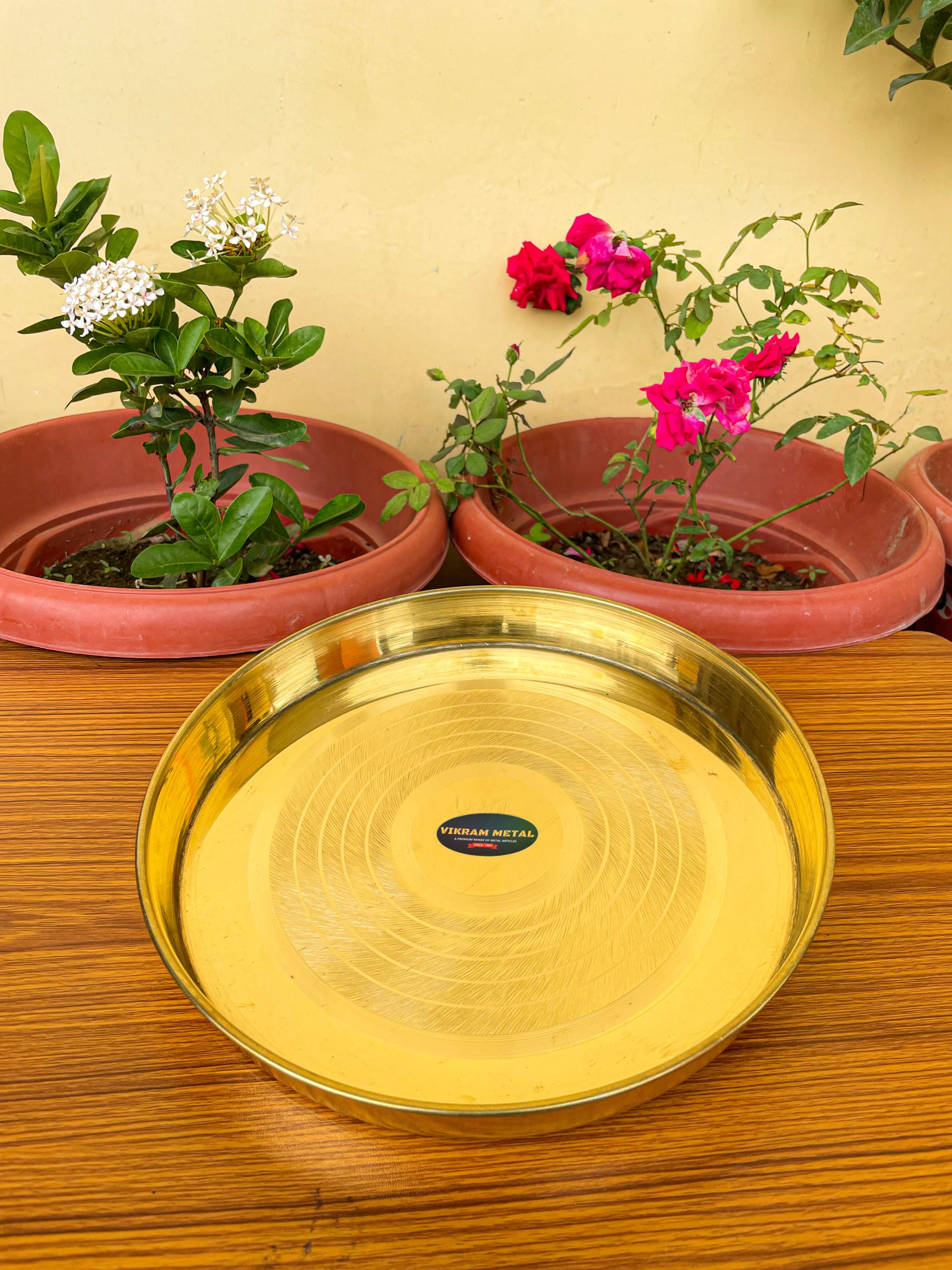 Brass hammered luxury dinner set