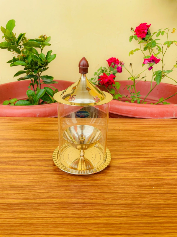 VIKRAM METAL  Brass  Akhand Diya - 6.5 INCH, GOLDEN