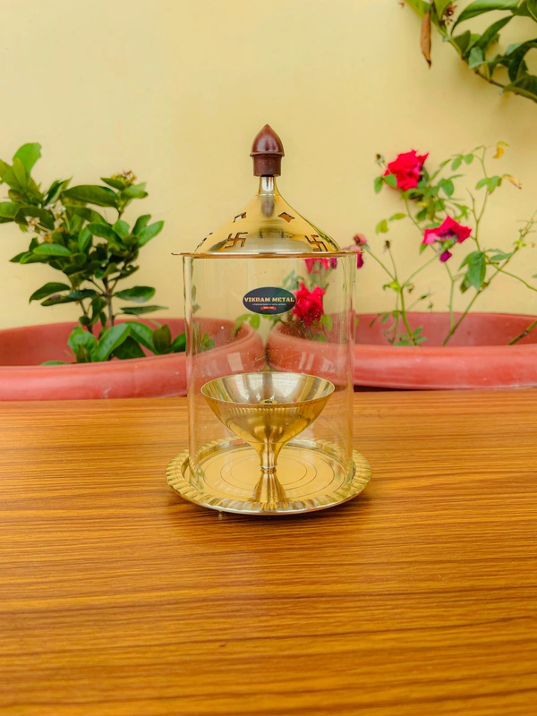 VIKRAM METAL  Brass  Akhand Diya - 6.5 INCH, GOLDEN
