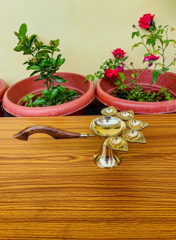VIKRAM METAL  Brass Panch Arti with wooden handle  - 3 X 10 INCH