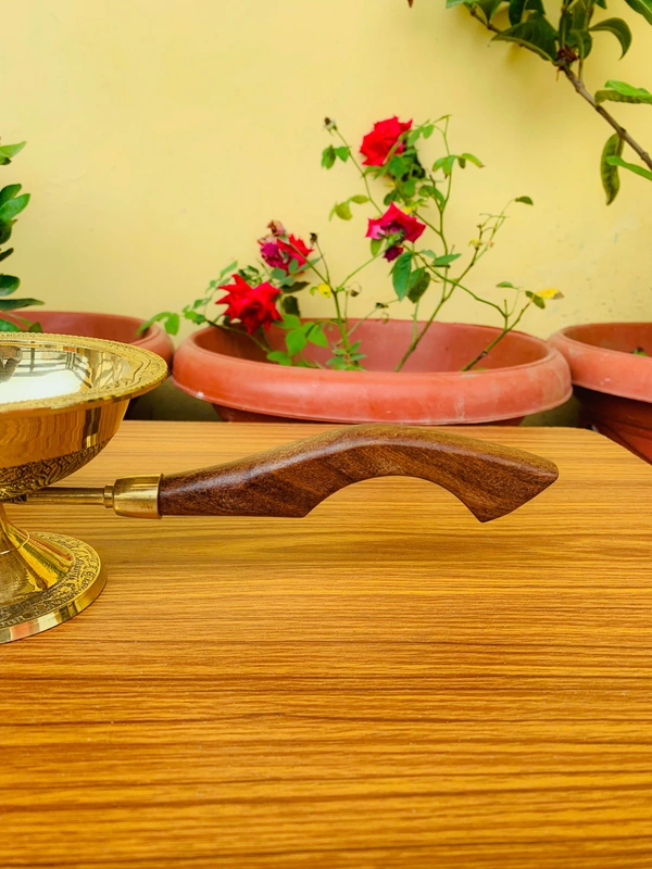 VIKRAM METAL  Brass Dhopana   - 4 X 9.2 INCH