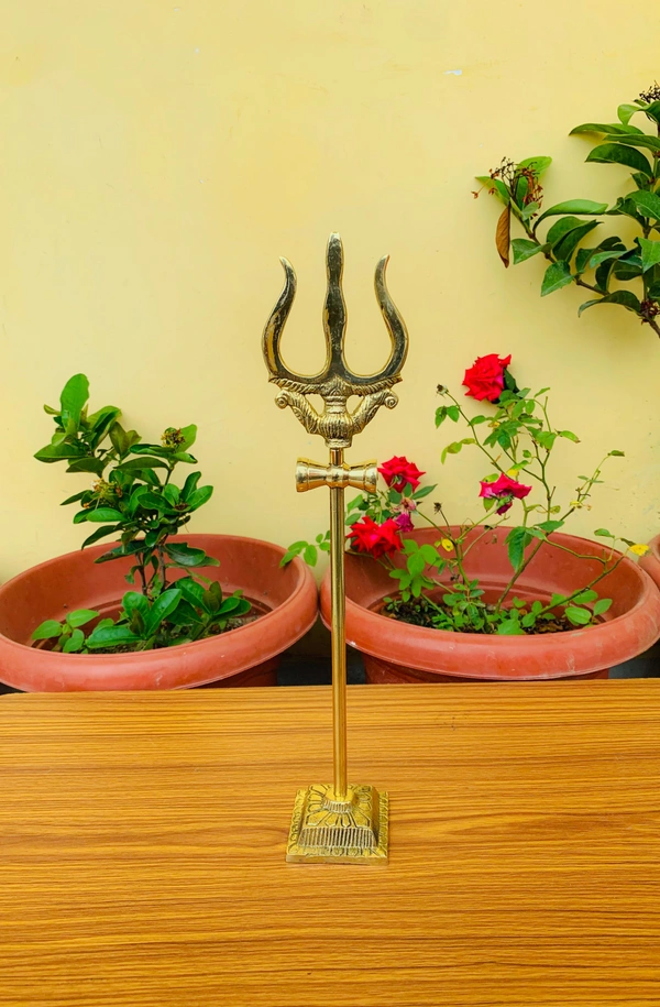 VIKRAM METAL  Brass Trishul - 13.5 INCH, GOLDEN