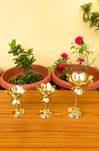 VIKRAM METAL  Brass Kamal deepak  - 5 INCH, GOLDEN