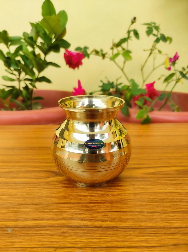 VIKRAM METAL  Brass Patti Lota  - 3.6 INCH, GOLDEN, 400 ML