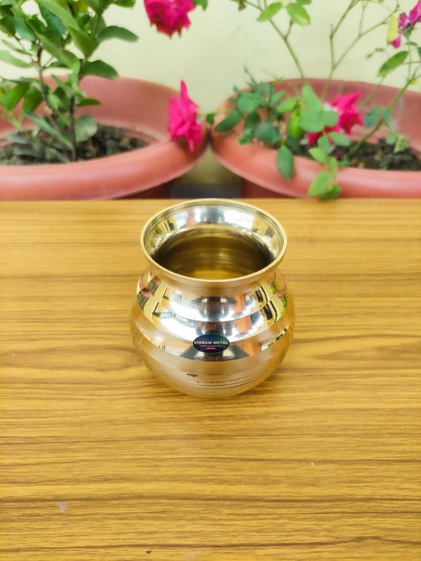 VIKRAM METAL  Brass Patti Lota  - 3.6 INCH, GOLDEN, 400 ML
