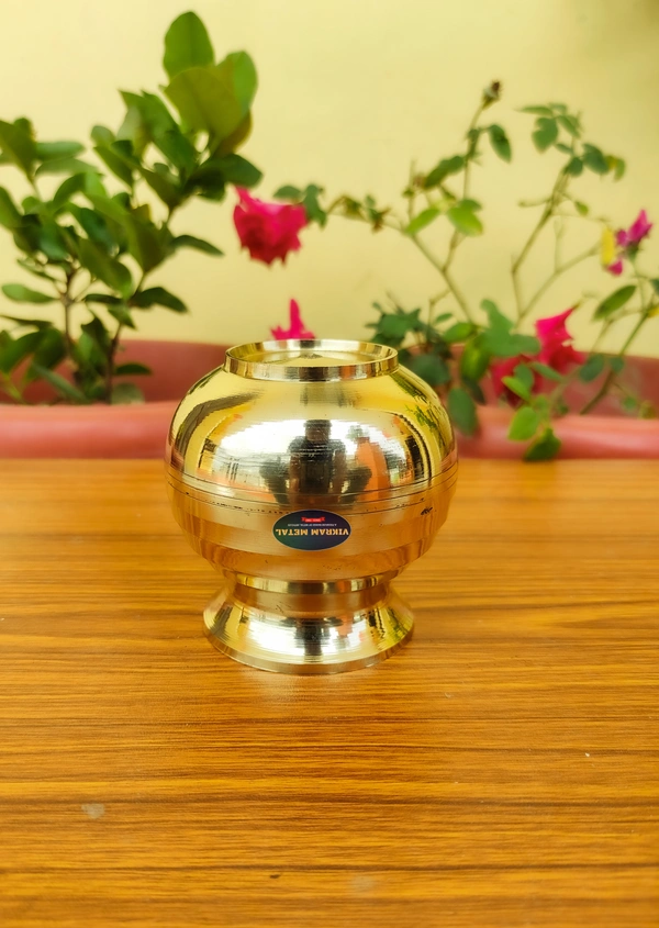 VIKRAM METAL  Brass Patti Lota  - 3.6 INCH, GOLDEN, 400 ML