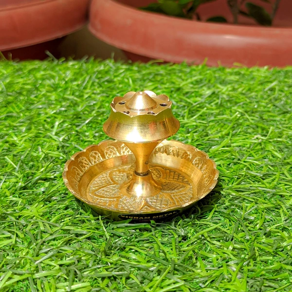 VIKRAM METAL  Brass mini  Pooja Thali Set - 8 INCH, GOLDEN