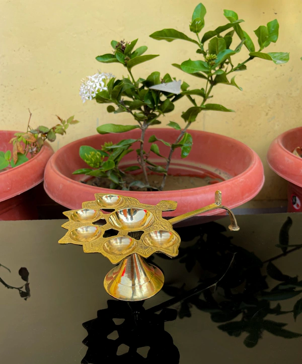 VIKRAM METAL  Brass Panch Aarti - 7.5*2.5 INCH, GOLDEN