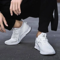 SAPIYU Running / Walking / Sport Shoes For Men Running Shoes For Men  (White) - 8
