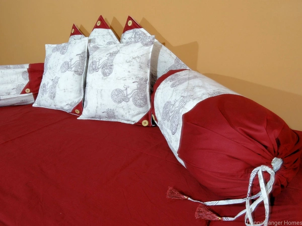 Doppelganger Homes Dabu Print Diwan set (Set of 8 pcs.)