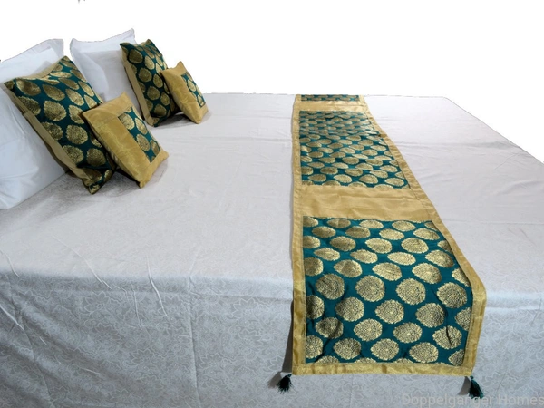 Doppelganger Homes 5 Pcs Bed Runner Set  Brocade Silk Golden Zari Flower