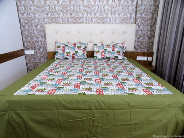 Doppelganger Homes City Lights Green Double Bed Sheet