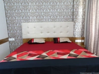 Doppelganger Homes Diamonds Designer Double Bed Sheet