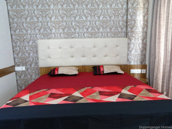 Doppelganger Homes Diamonds Designer Double Bed Sheet