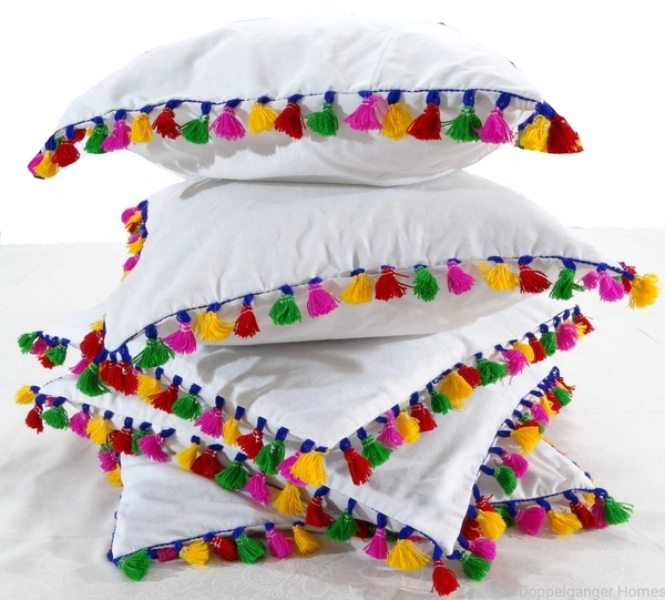 Doppelganger Homes Thread pom-pom Cushion Cover Set (5pcs)