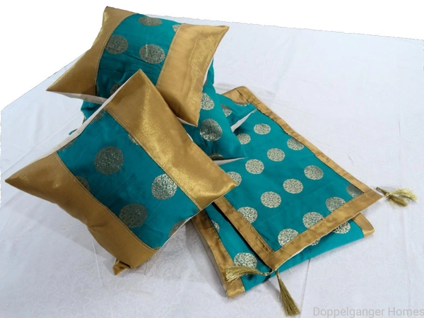 Doppelganger Homes Golden Circle Brocade Silk Bed Runner Set