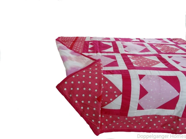 Doppelganger Homes Single Dohar - Heart Pieced Block