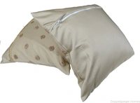 Doppelganger Homes Netted Flower Cushion Cover Set