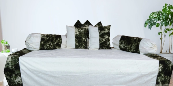 Doppelganger Homes Tie & Dye Diwan set (Set of 8 pcs.)
