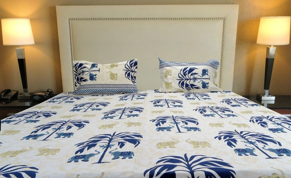 Doppelganger Homes “Pair of Elephants” Ethnic Bed Sheet
