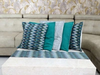 Doppelganger Homes 6 Pcs Designer Cushion cover and Runner Set