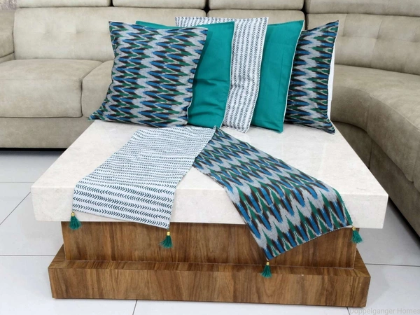 Doppelganger Homes 6 Pcs Designer Cushion cover and Runner Set