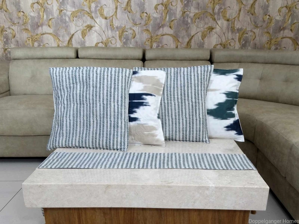 Doppelganger Homes 5 Pcs Designer Cushion cover and Runner Set