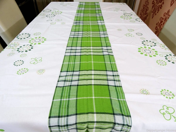 Doppelganger Homes 6 Seater Cotton Table Cover Set