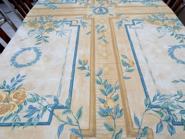 Doppelganger Homes Golden Yellow Floral Table Cover (Yellow Lace)