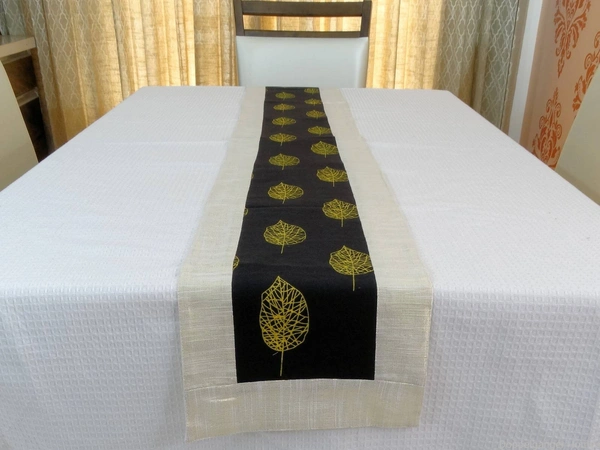 Doppelganger Homes Cotton Dining Table Runner-31