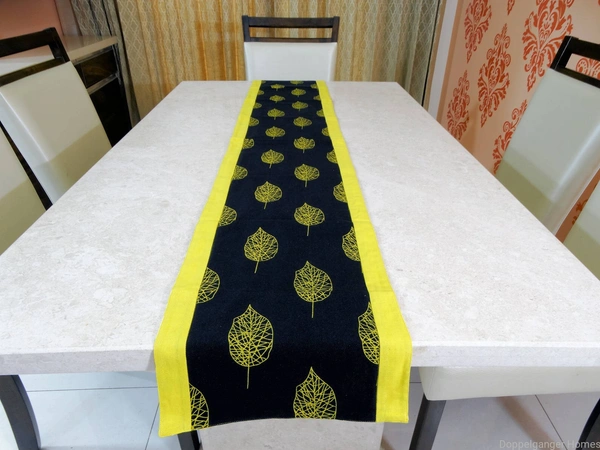Doppelganger Homes "Falling leaf" Cotton Table Runner-18