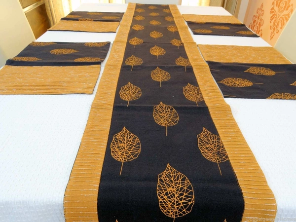 Doppelganger Homes Table runner and Placemats set (7PCS)-28