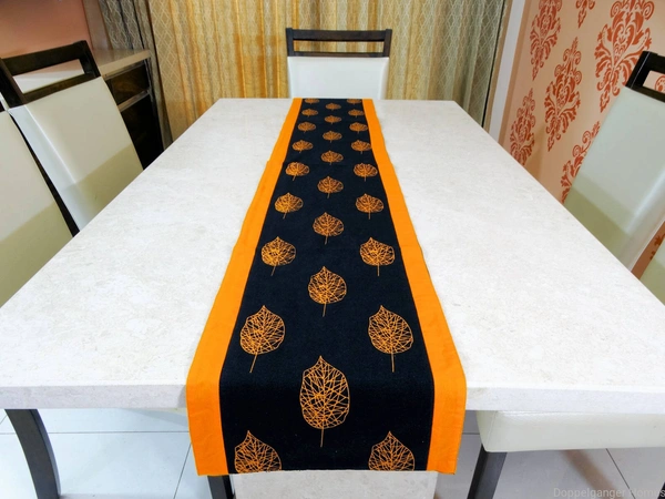 Doppelganger Homes "Falling leaf" Cotton Table Runner-17