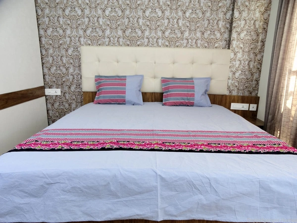 Doppelganger Homes Polka dots & Flowers Double Bed sheet-90