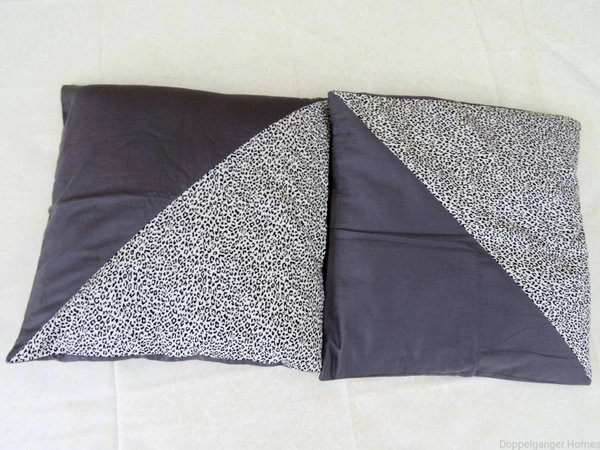 Doppelganger Homes 2 pcs Designer Cushion cover Set-135