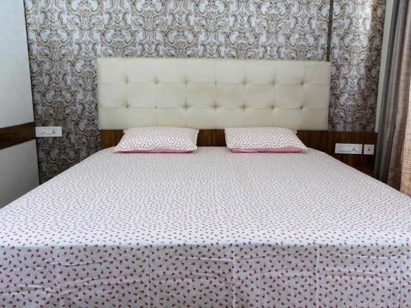 Doppelganger Homes Floral cotton Double Bed Sheet-113