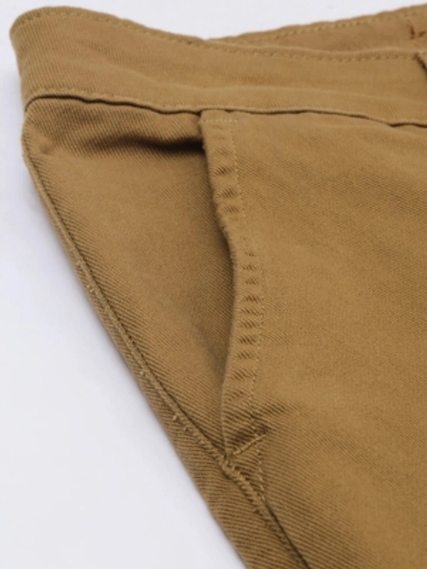 Roadster Regular Fit Men Brown Trousers - Brown, 28 30 32 34