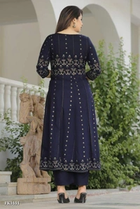 New Arrival Beautiful Nayra Cut Kurti* - L