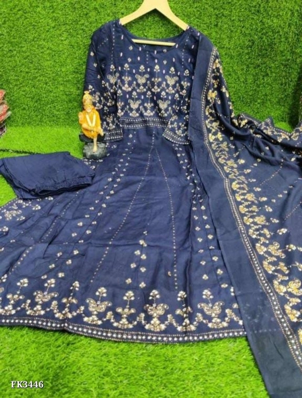 New Arrival Beautiful Nayra Cut Kurti* - XL