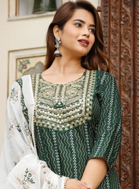 Beautiful Heavy Embroidery With Foil Mirror on Yoke Printed With Bijiyr Lace Detailing Kurti With Printed Palazzo And Printed Malmal Dupatta - XXL